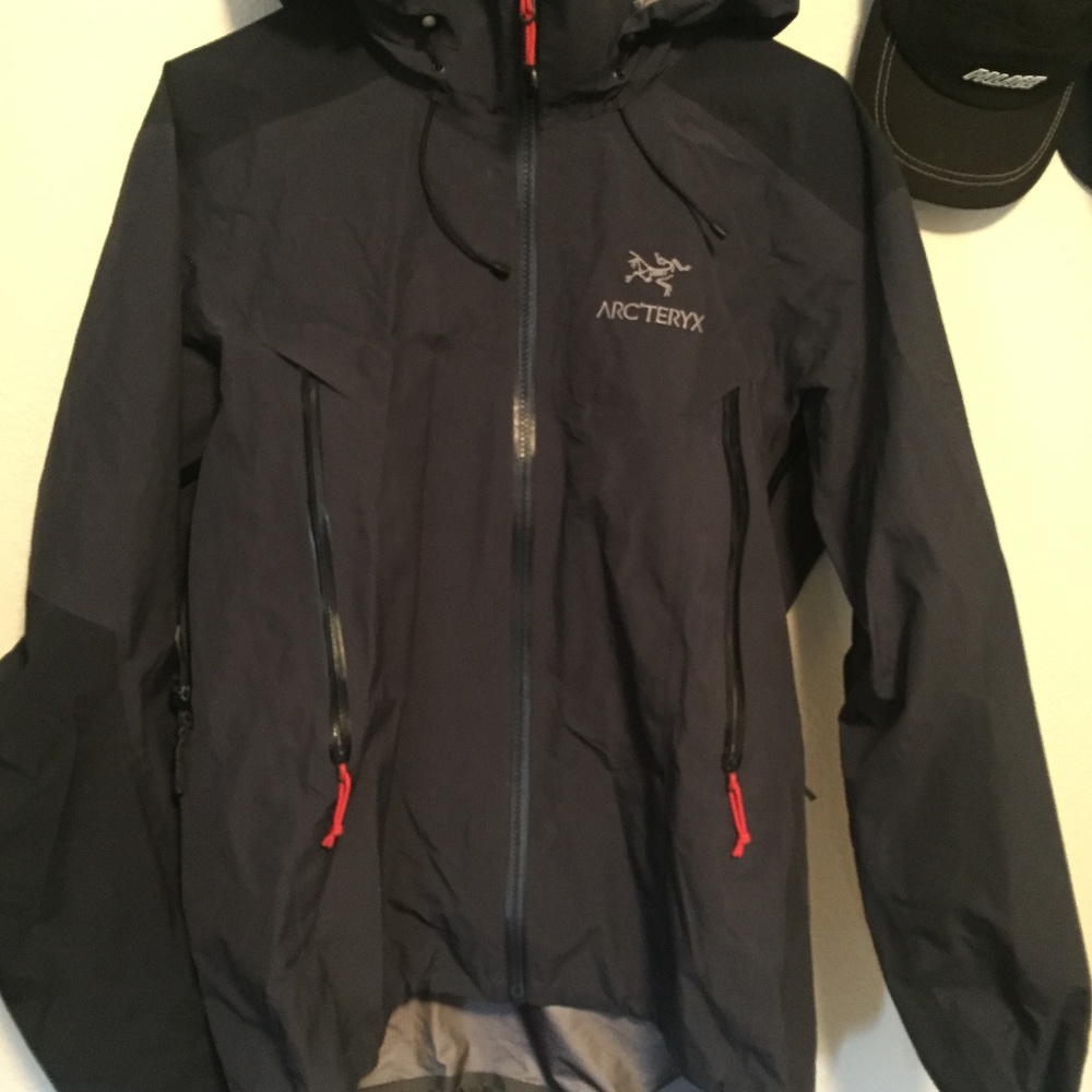arcteryx beta AR jacket size medium